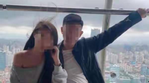 重庆爆料一姐被抓视频,揭秘网络红人背后风波