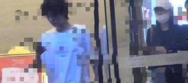 拍戏跑到别的酒店爆料视频,演员深夜入住神秘酒店