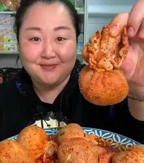 沙湾网红壮壮吃瓜,瓜王争霸谁主沉浮？