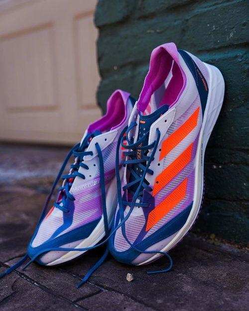 最新跑鞋爆料图片,最新爆料图片曝光，科技与时尚的完美融合